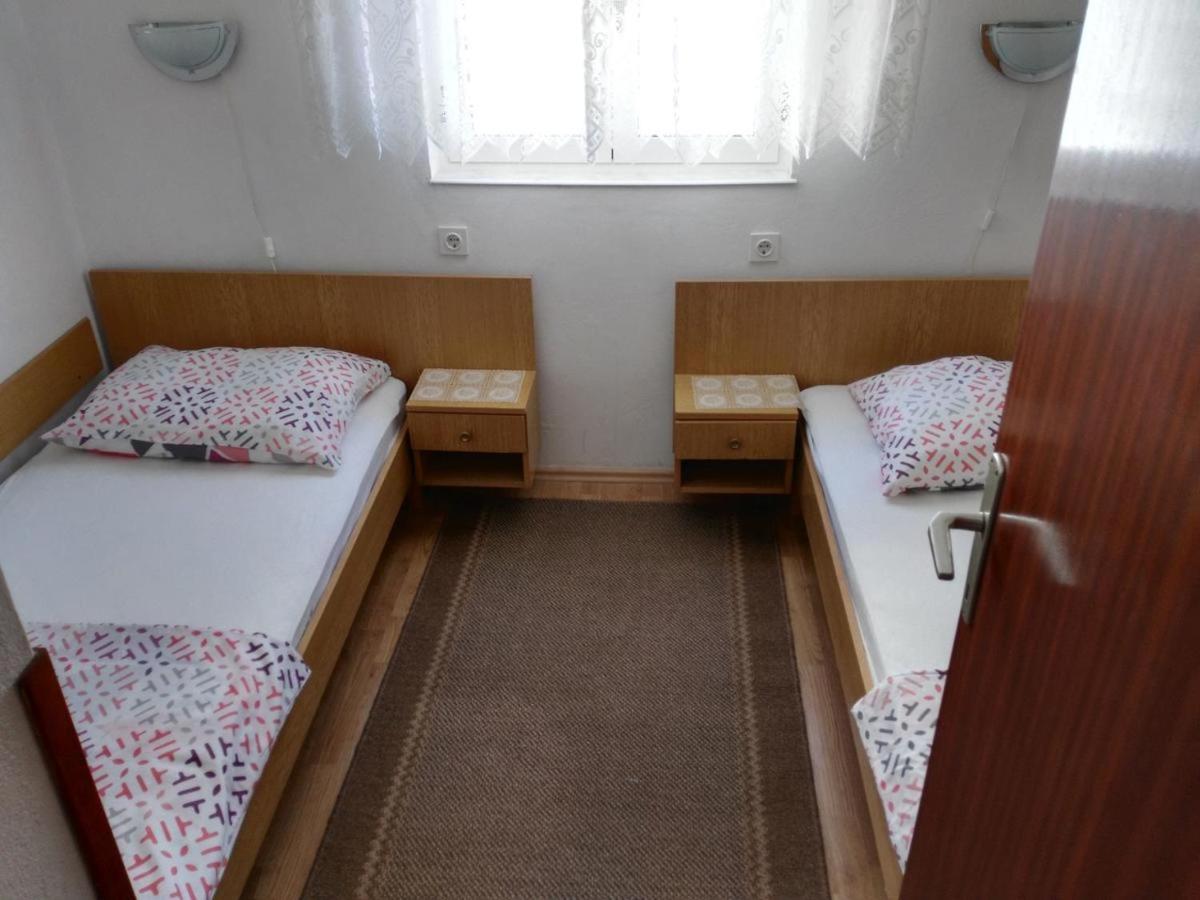 Apartmani Karuza Novalja Exterior foto
